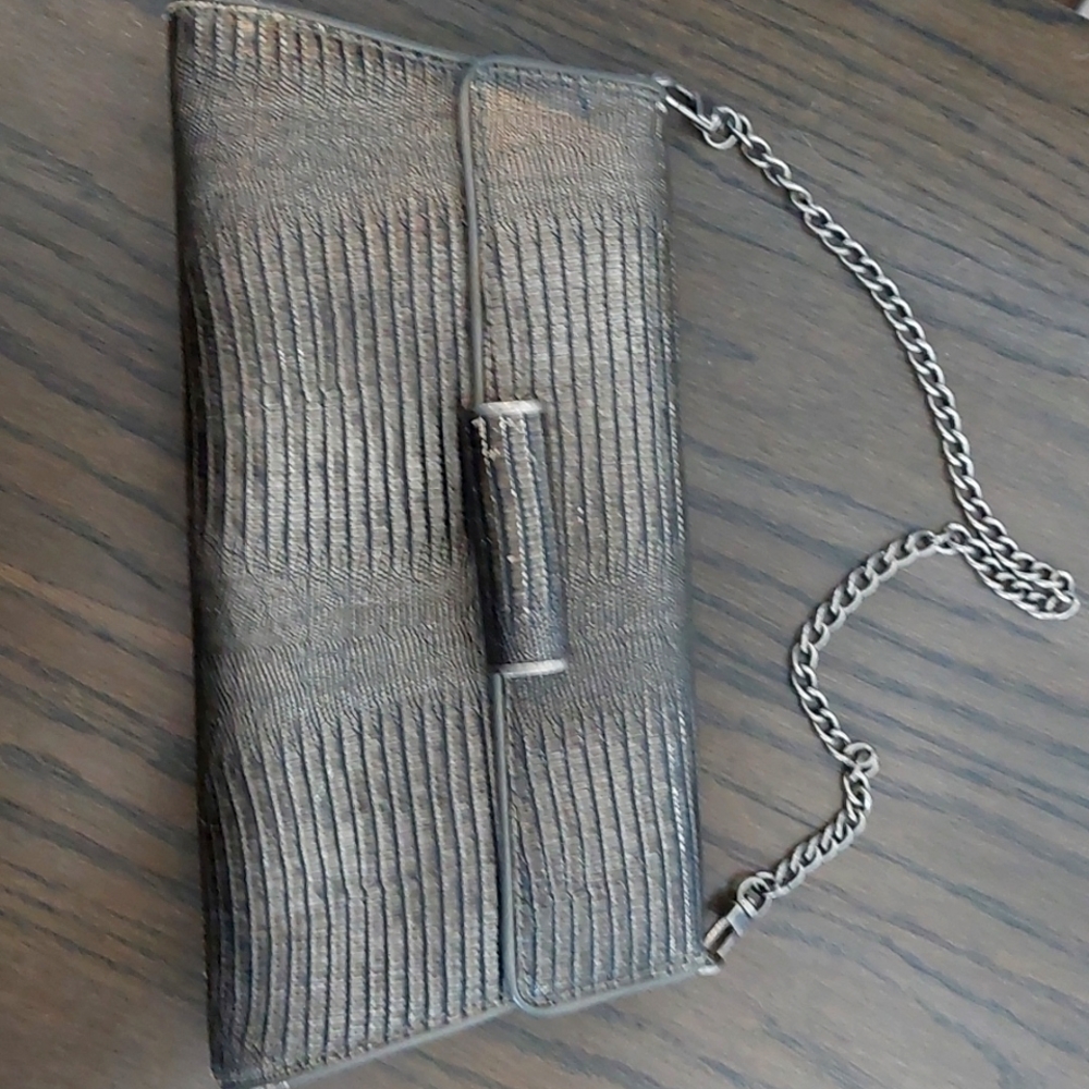 Hand bag